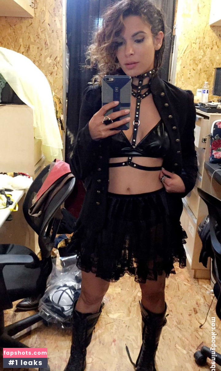 Nadine Velazquez gallery photo #480