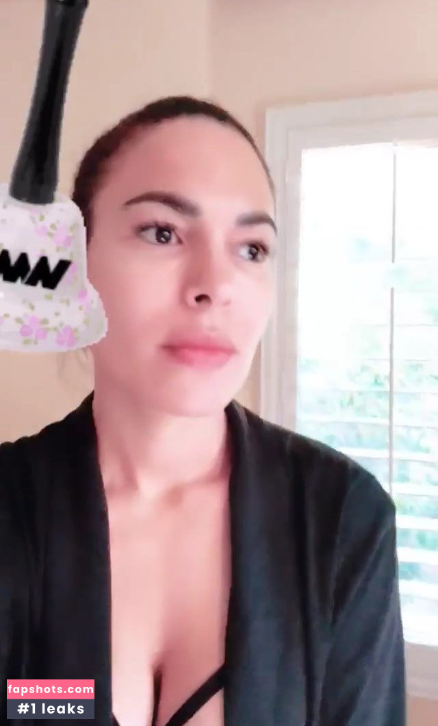 Nadine Velazquez gallery photo #516