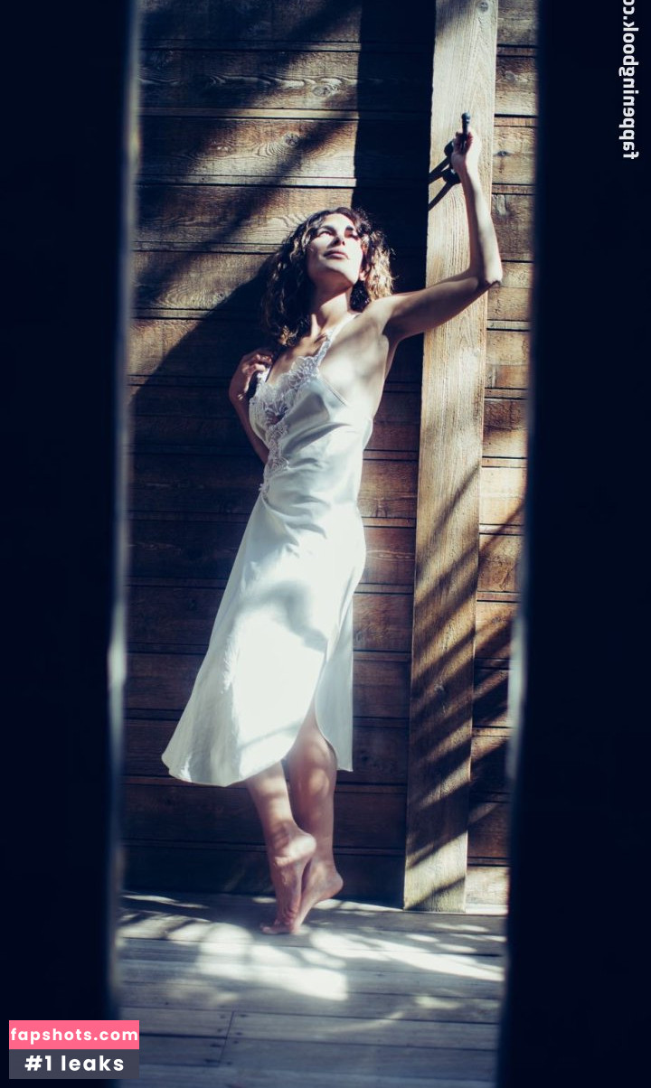 Nadine Velazquez gallery photo #527