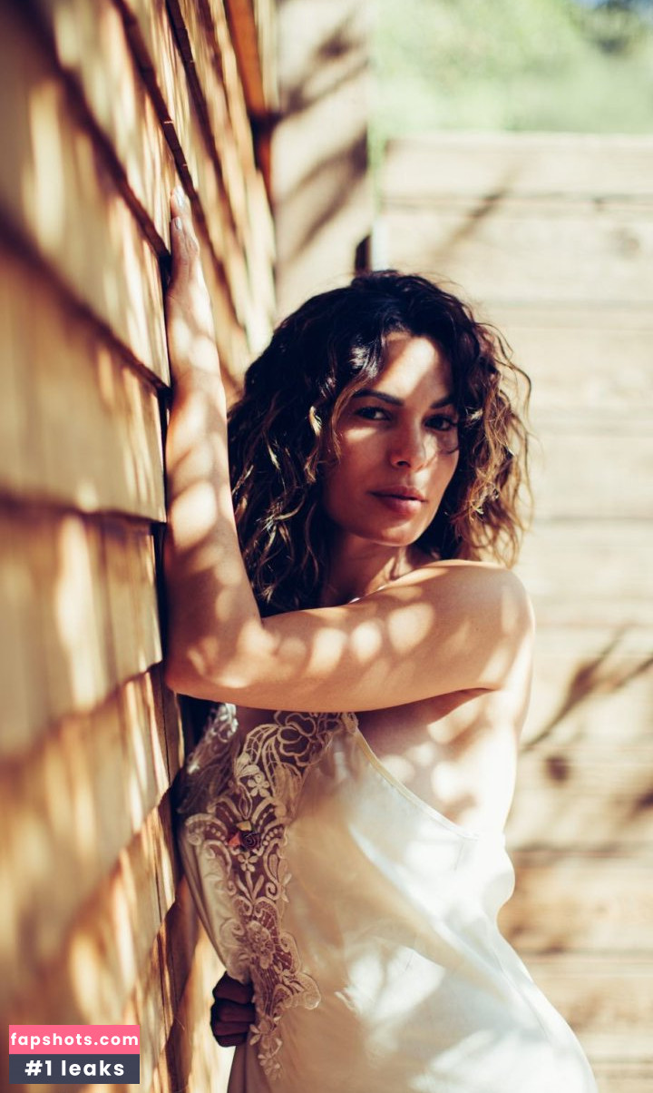 Nadine Velazquez gallery photo #529