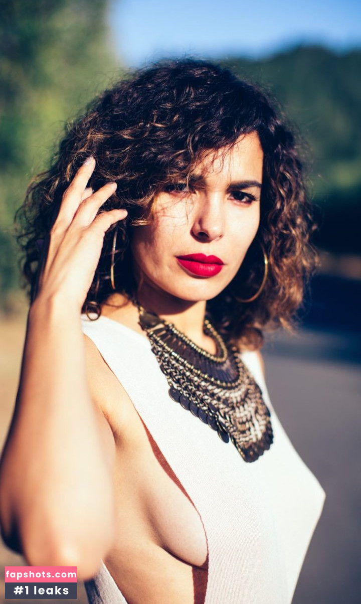 Nadine Velazquez gallery photo #531