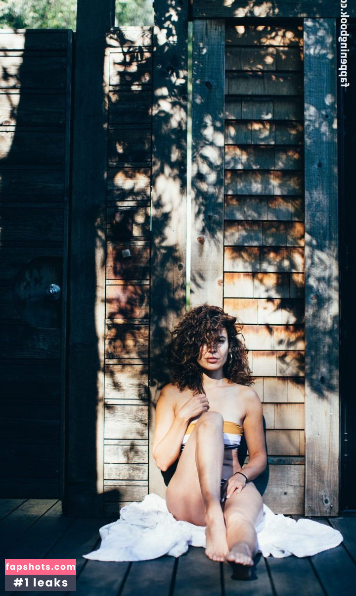 Nadine Velazquez gallery photo #536