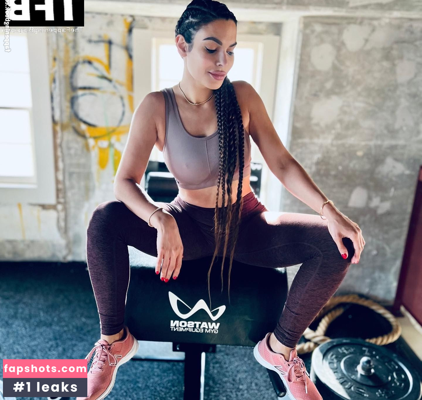 Nadine Velazquez gallery photo #70