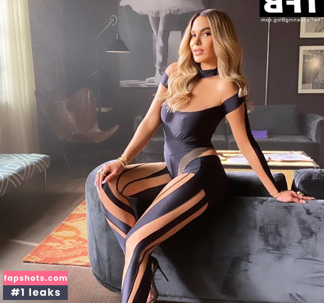 Nadine Velazquez gallery photo #73