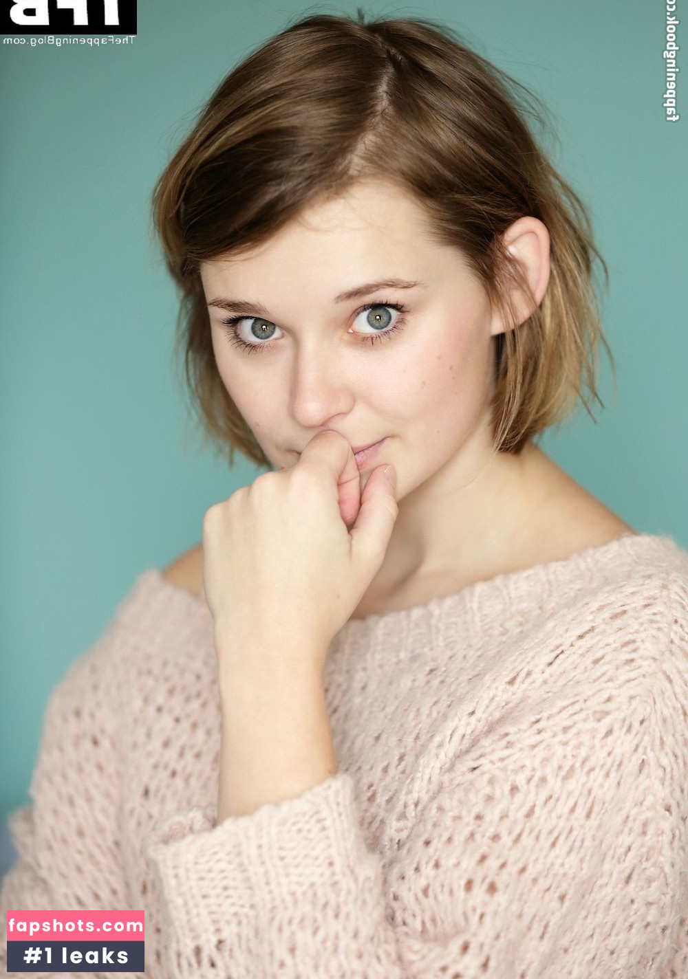 Nadja Bobyleva gallery photo #2