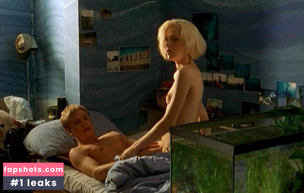 Nadja Petri gallery photo #3