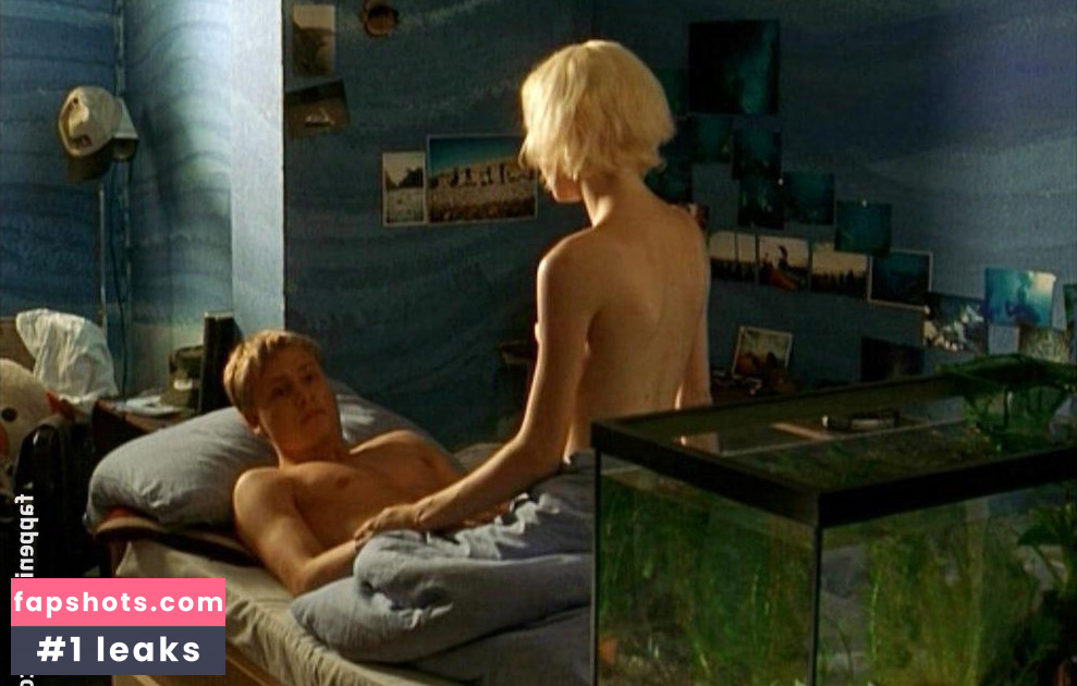 Nadja Petri gallery photo #5