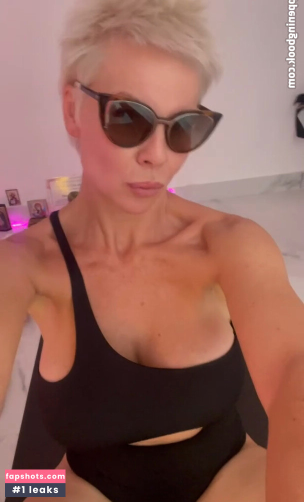 Nadya Basinger gallery photo #60