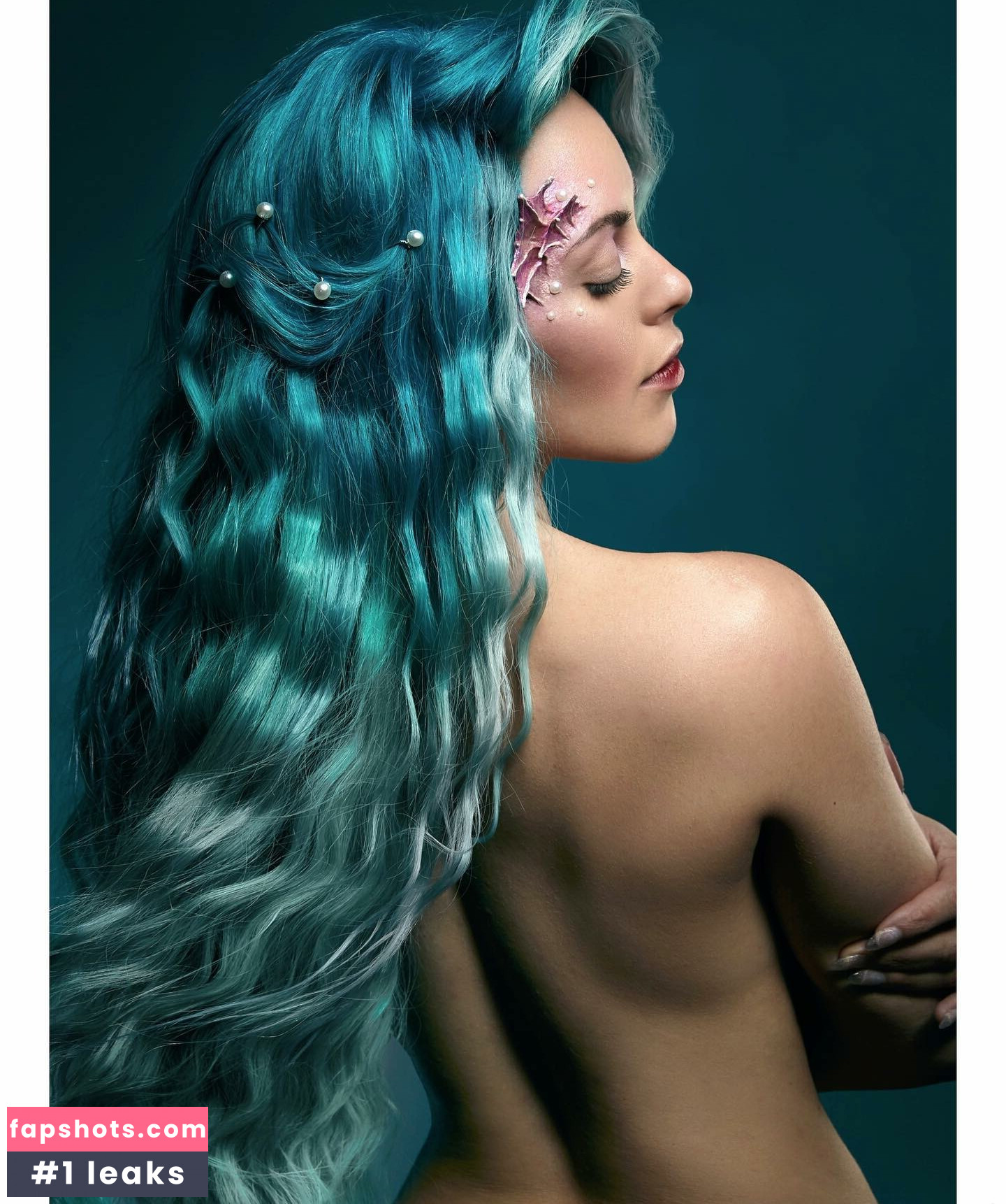 Nadyasonika gallery photo #20