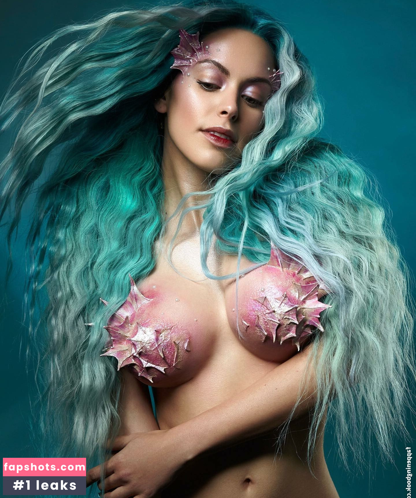 Nadyasonika gallery photo #6