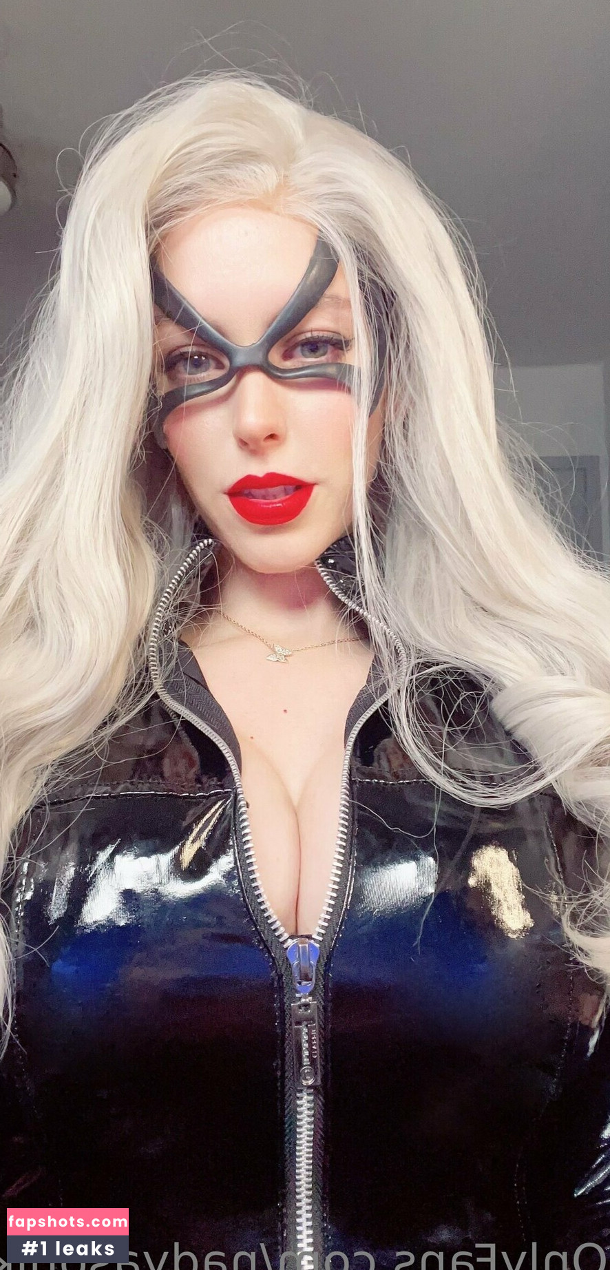 Nadyasonika nude babe gallery