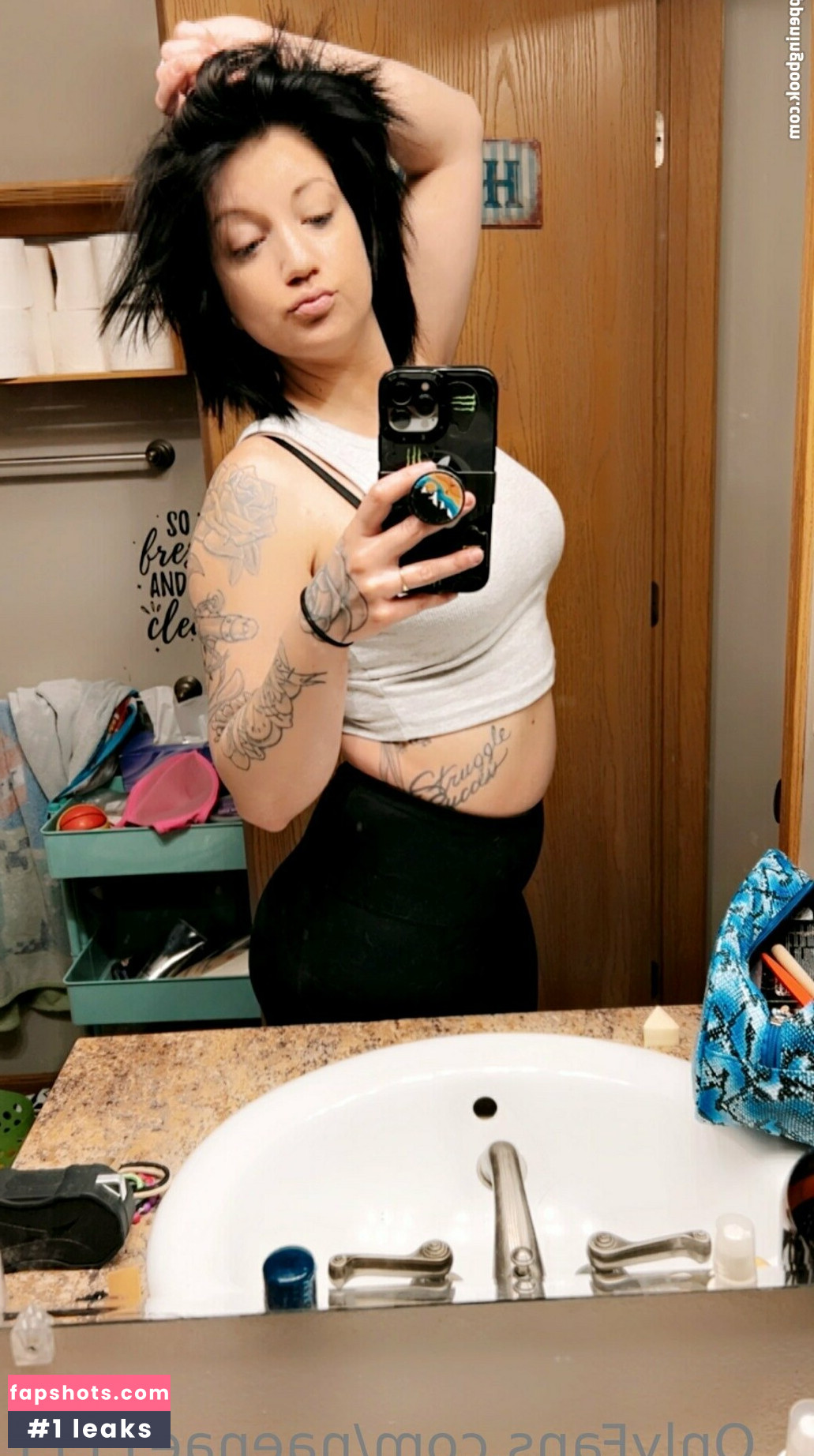 naenae1111 gallery photo #3