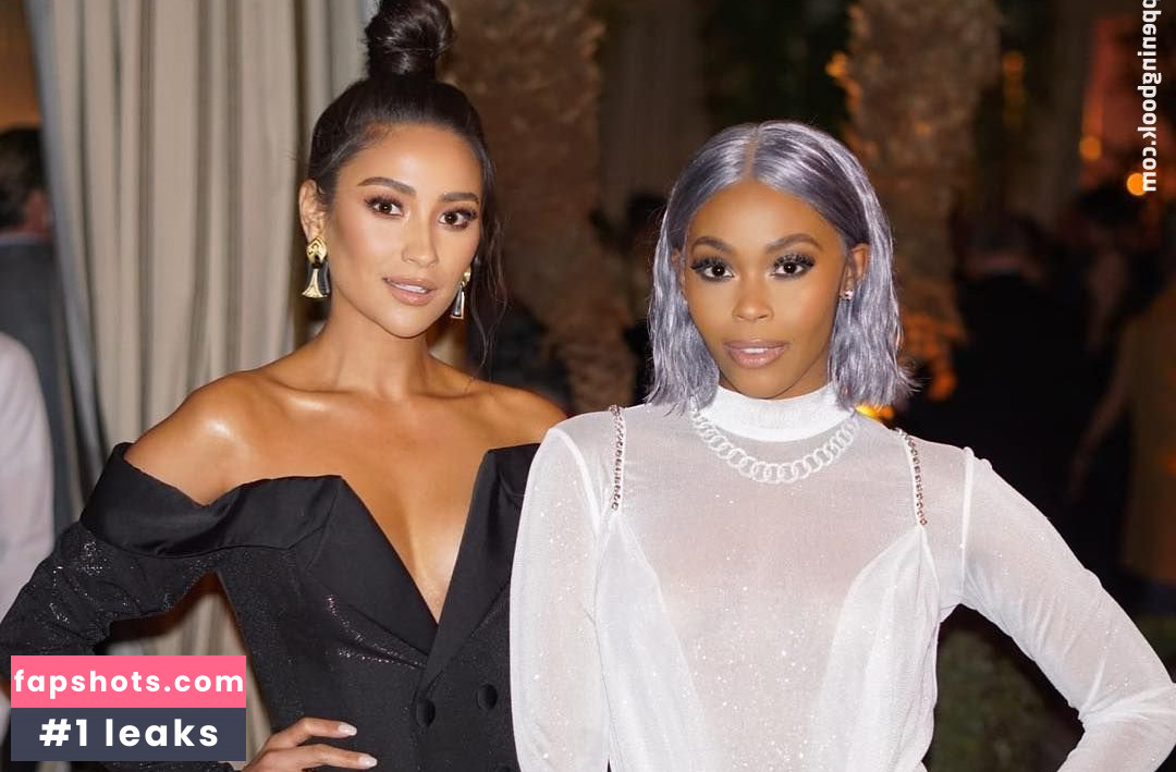 Nafessa Williams gallery photo #101