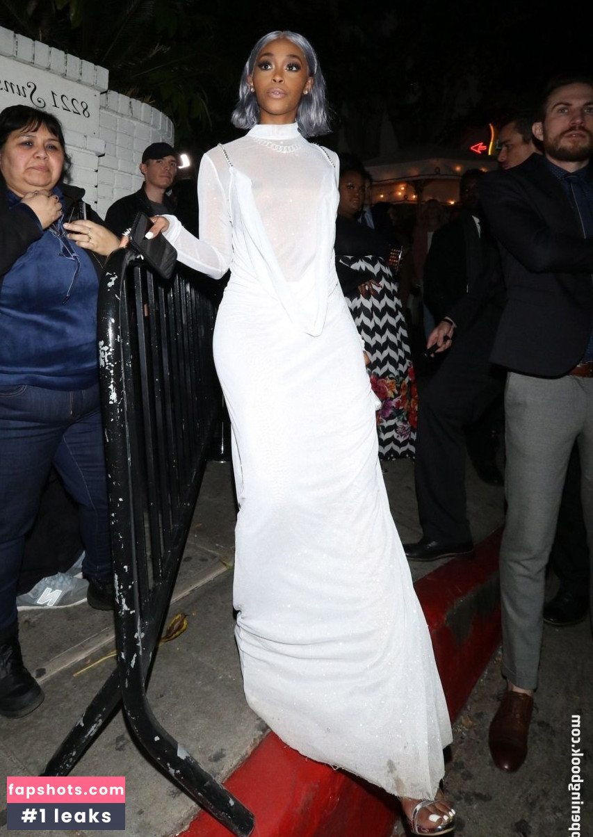 Nafessa Williams gallery photo #117