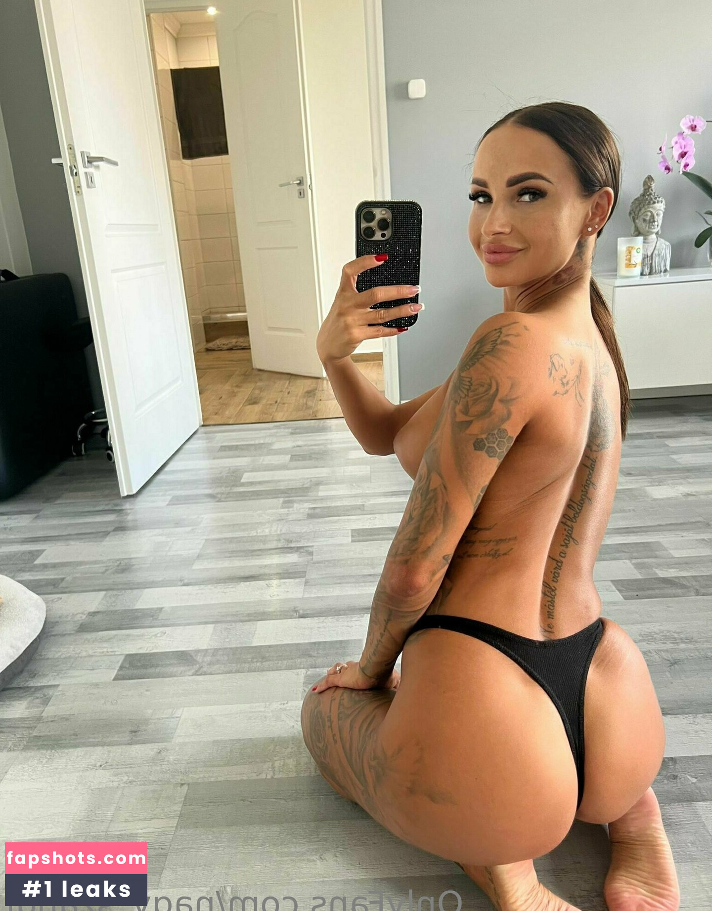 nagy_szandi gallery photo #37