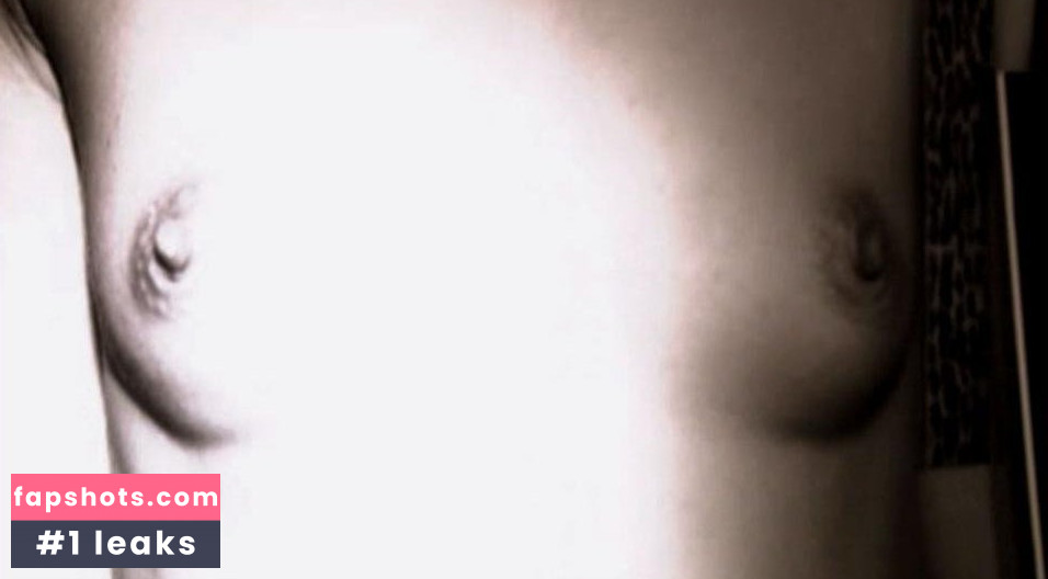 Nahanni Arntzen Nacktheit OnlyFans Fotos #6 - Fapshots