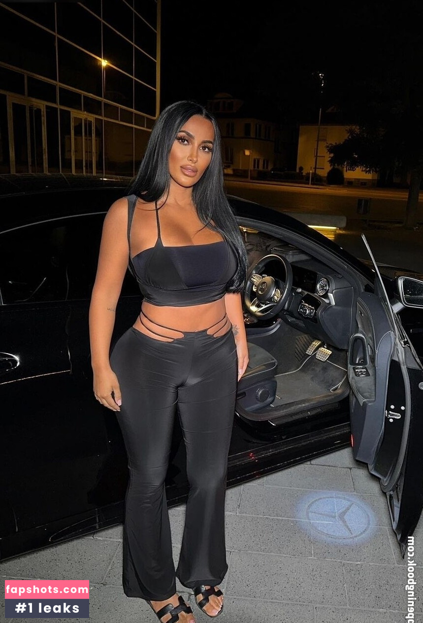 nahrinblack gallery photo #26