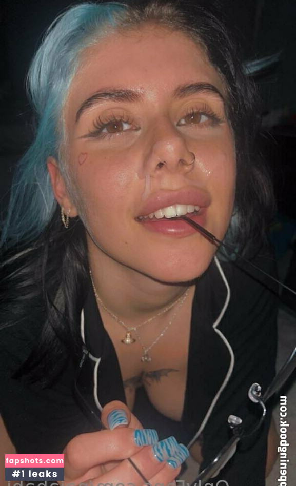 naiadeityy gallery photo #2