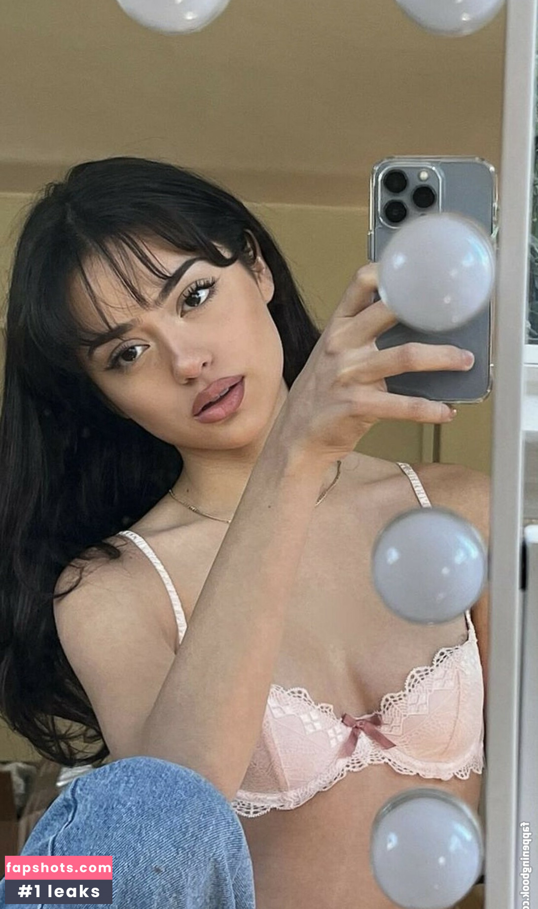 Nailea Devora gallery photo #2