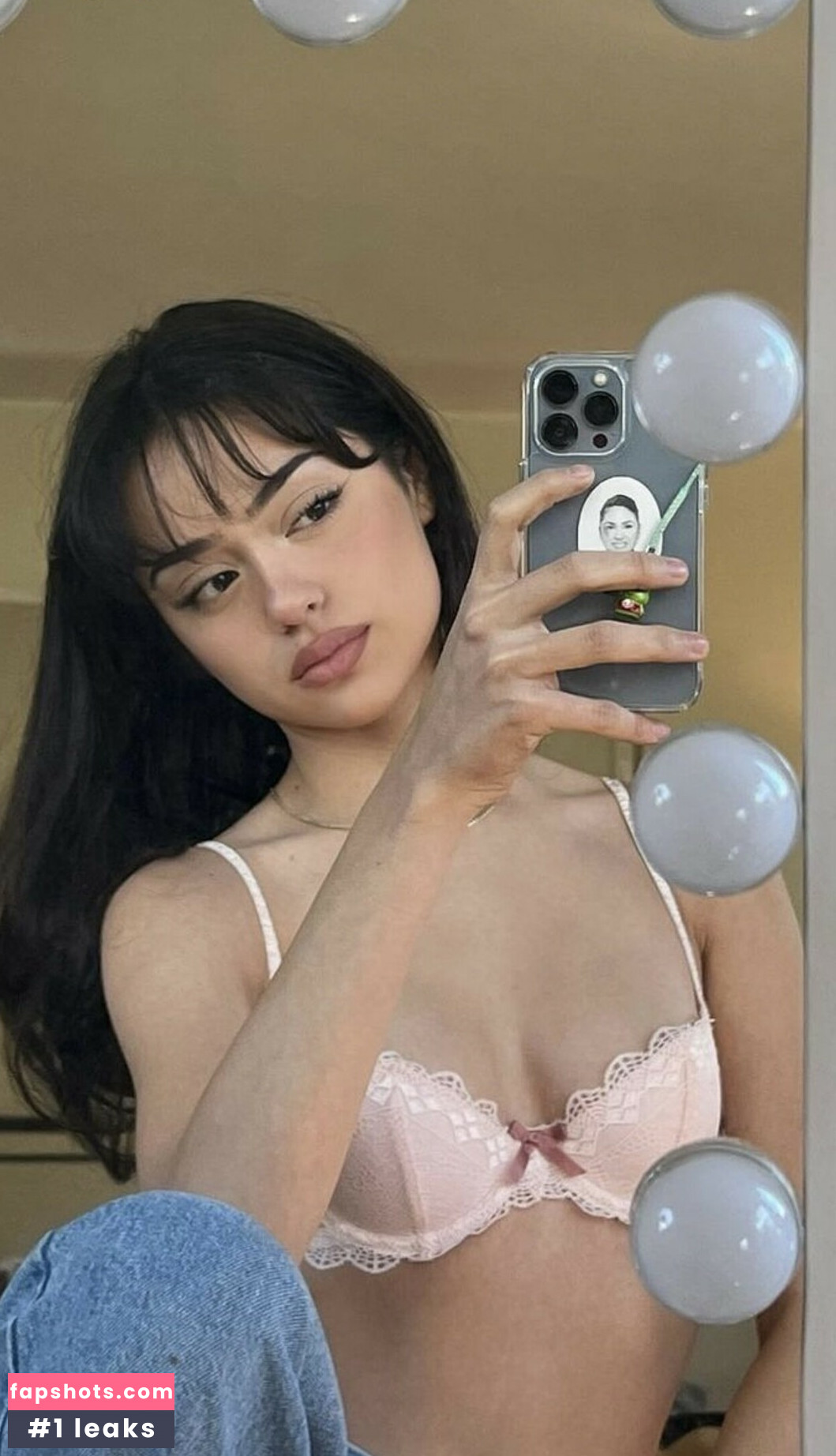 Nailea Devora gallery photo #8