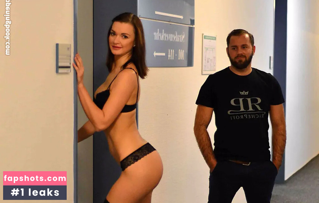 Naked Attraction Nude Leaks OnlyFans Photos #2 - LeakJerk