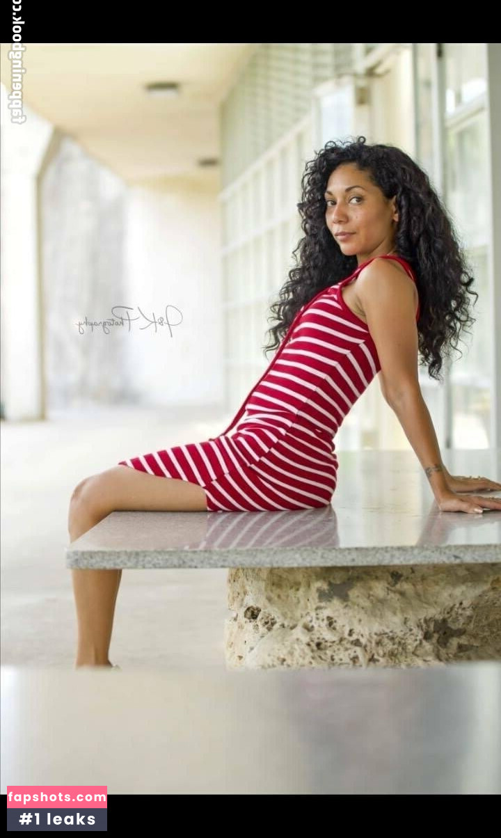 nakedintelligenceraw gallery photo #6