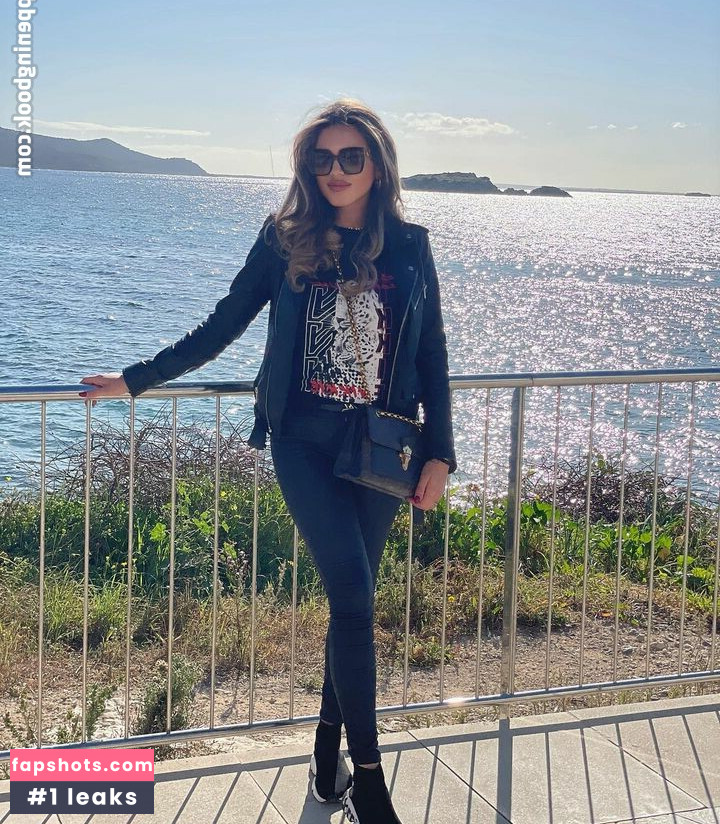 Nana Van Veghel gallery photo #14