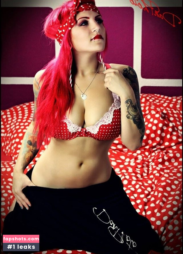 Nancy Mietzi gallery photo #25