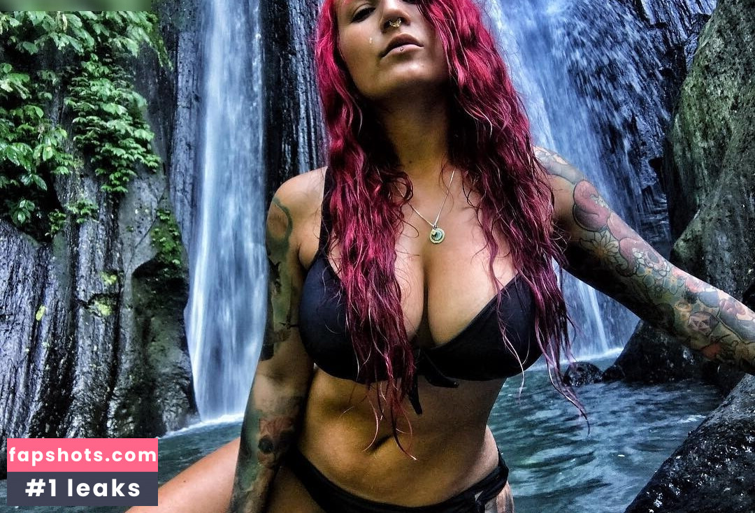 Nancy Mietzi gallery photo #30