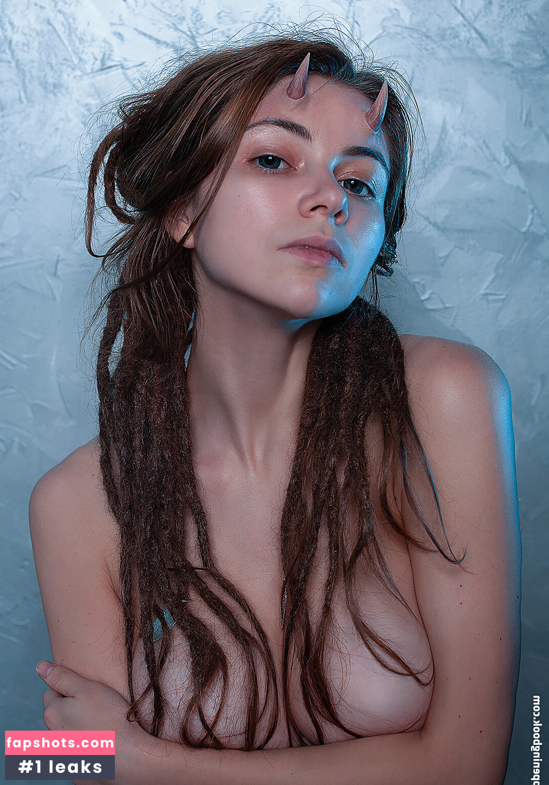 Nancy Novikova gallery photo #25