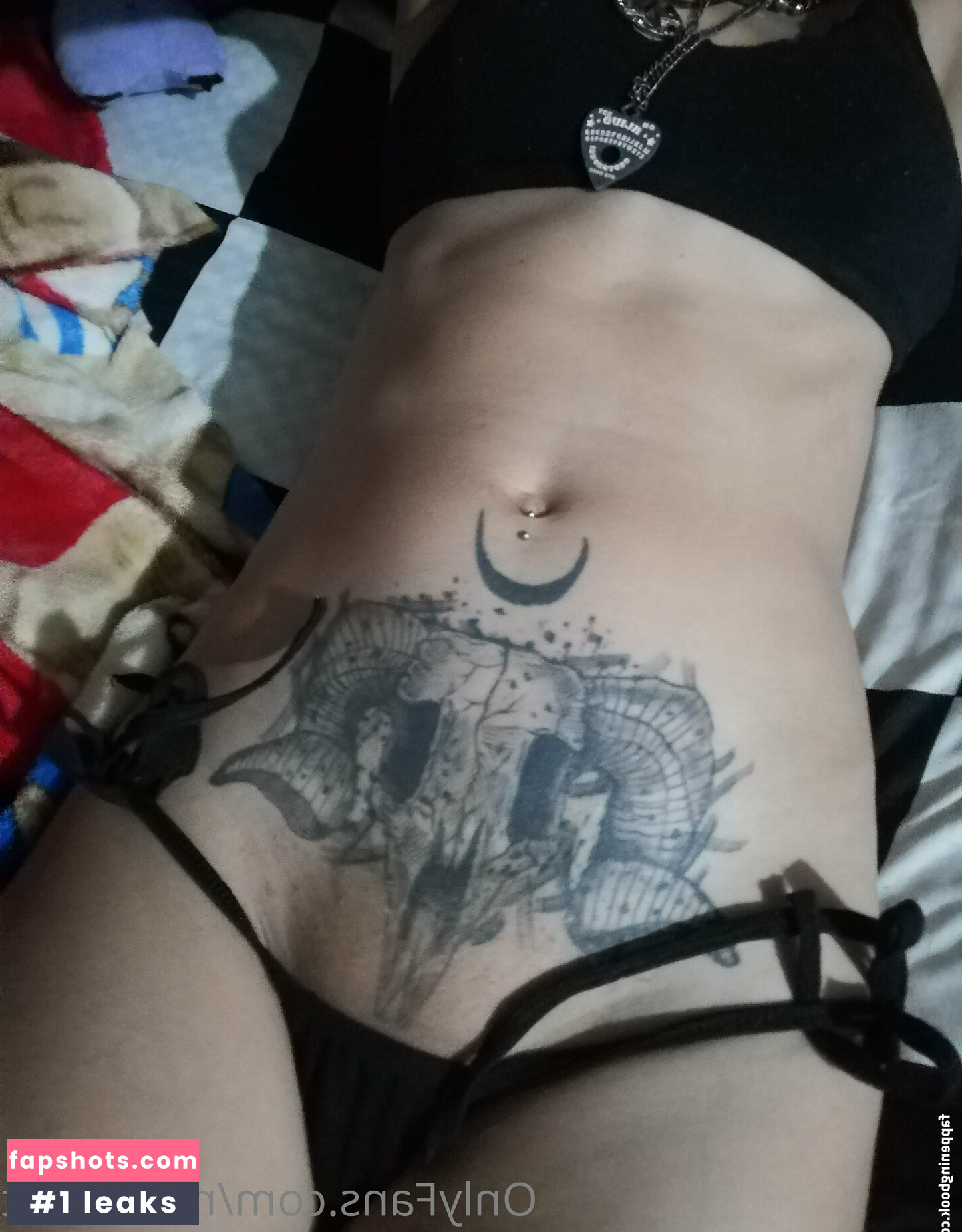 Nao Batcat gallery photo #7