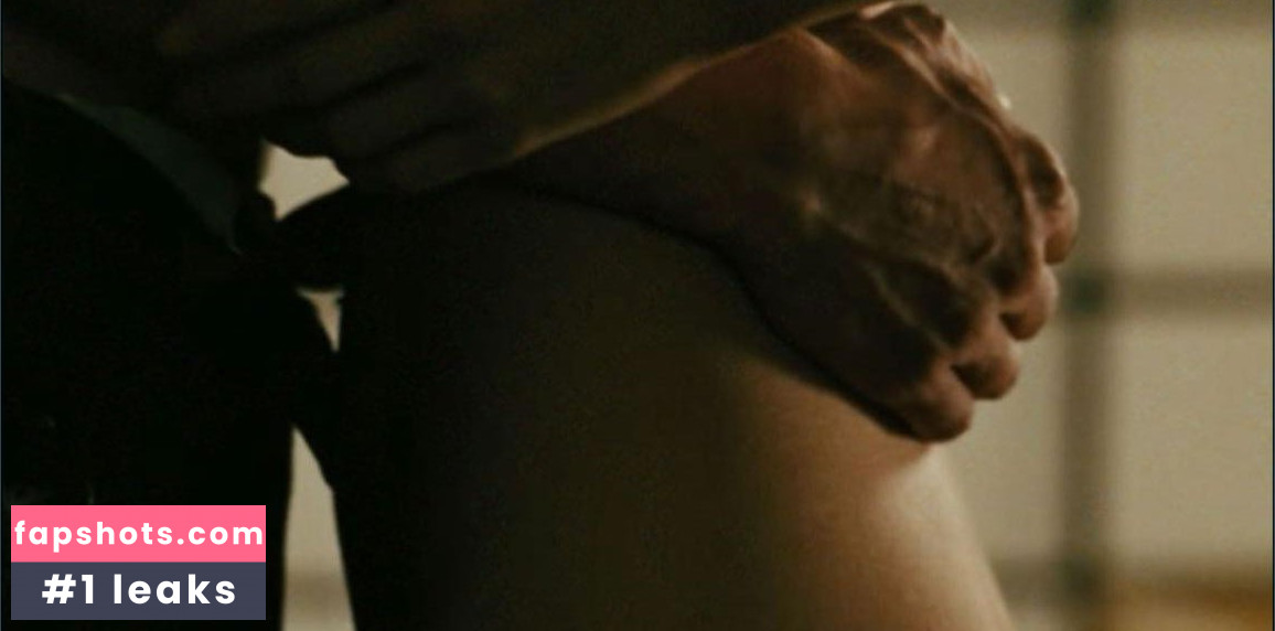 Naoko Watanabe gallery photo #18