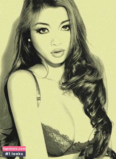 Naomi Black gallery photo #2