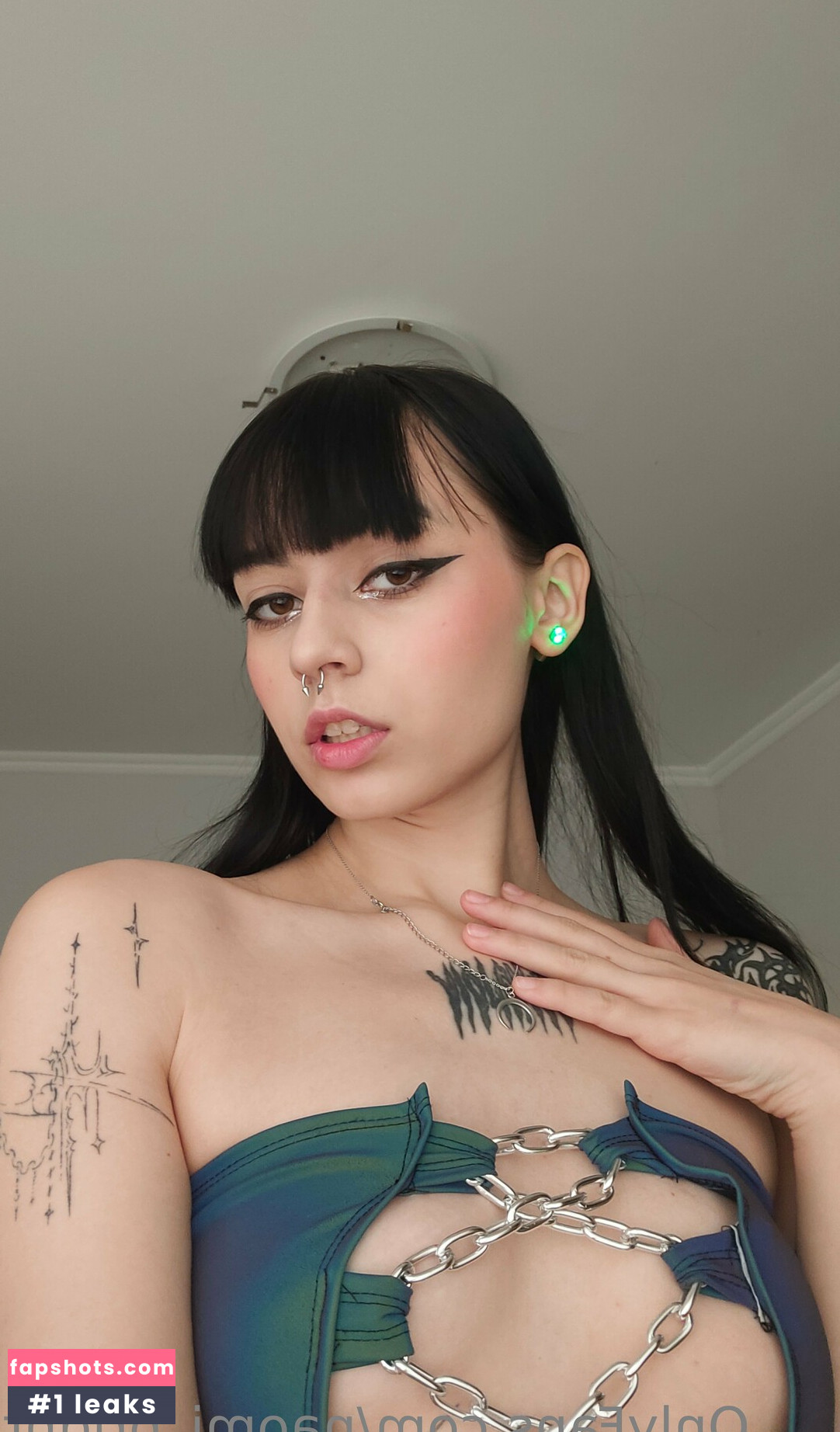 naomi_bright gallery photo #110