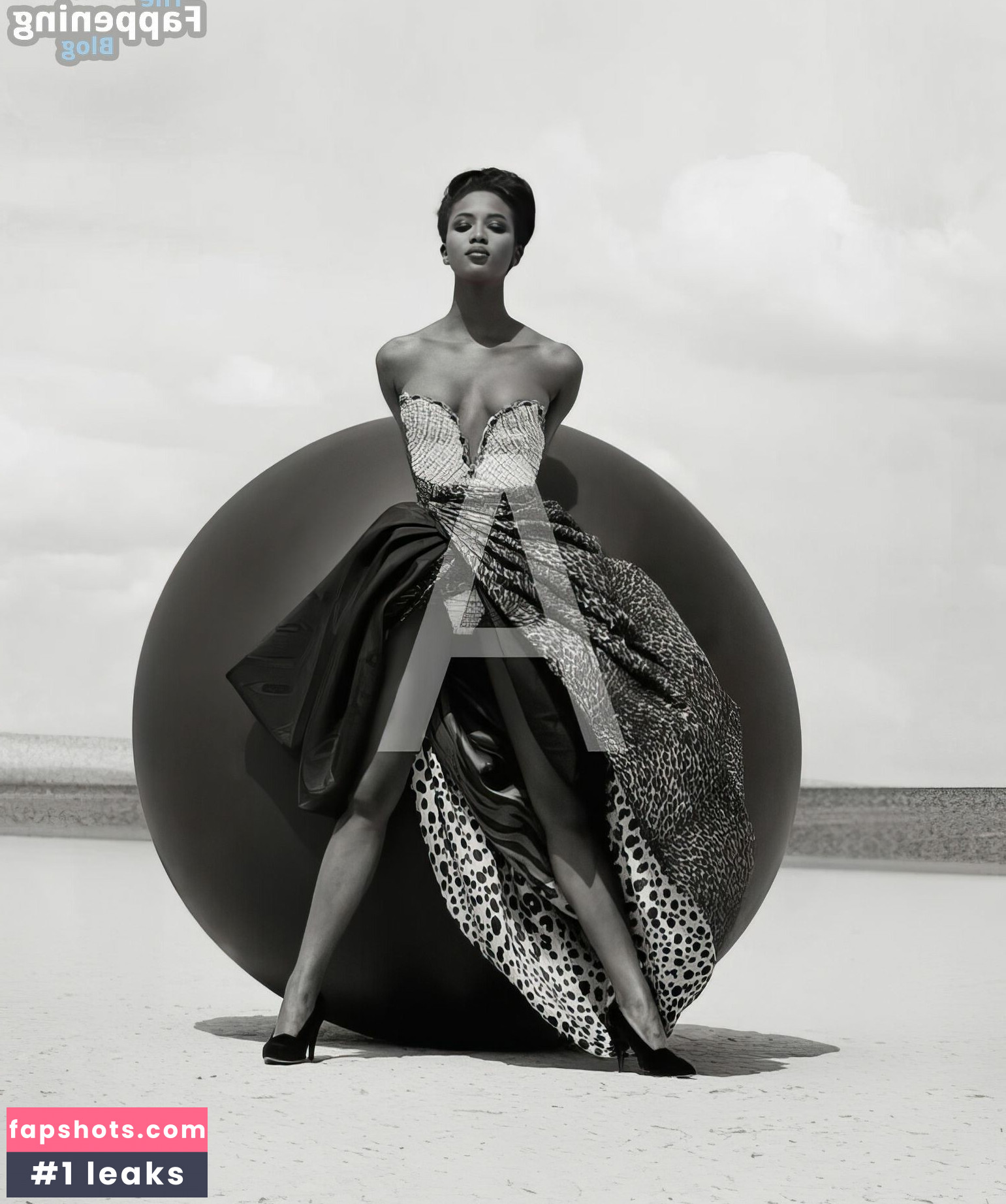 Naomi Campbell Nahé úniky fotek pouze od fanoušků #104 - Fapshots