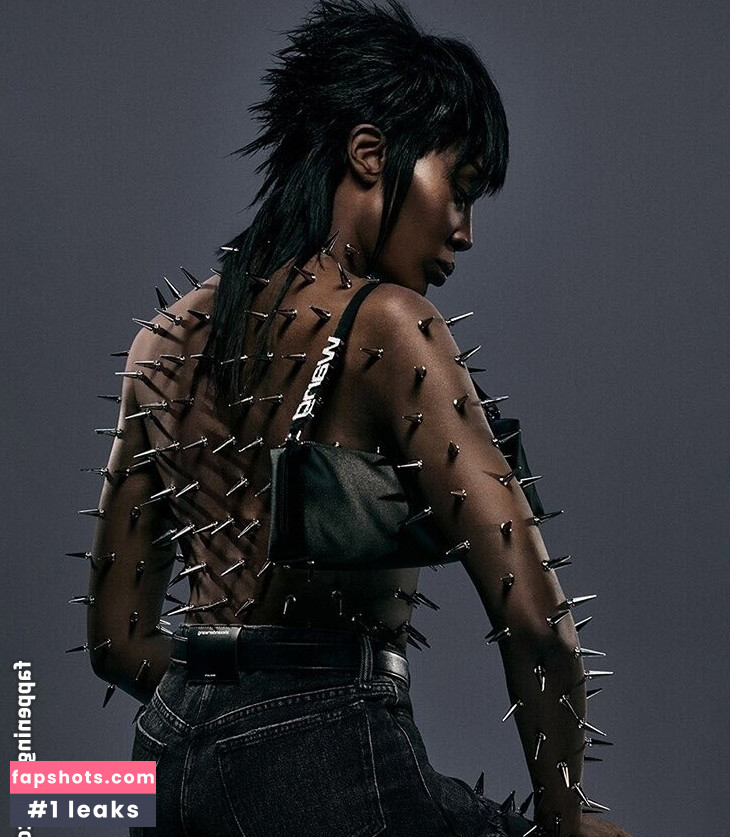 Naomi Campbell gallery photo #13