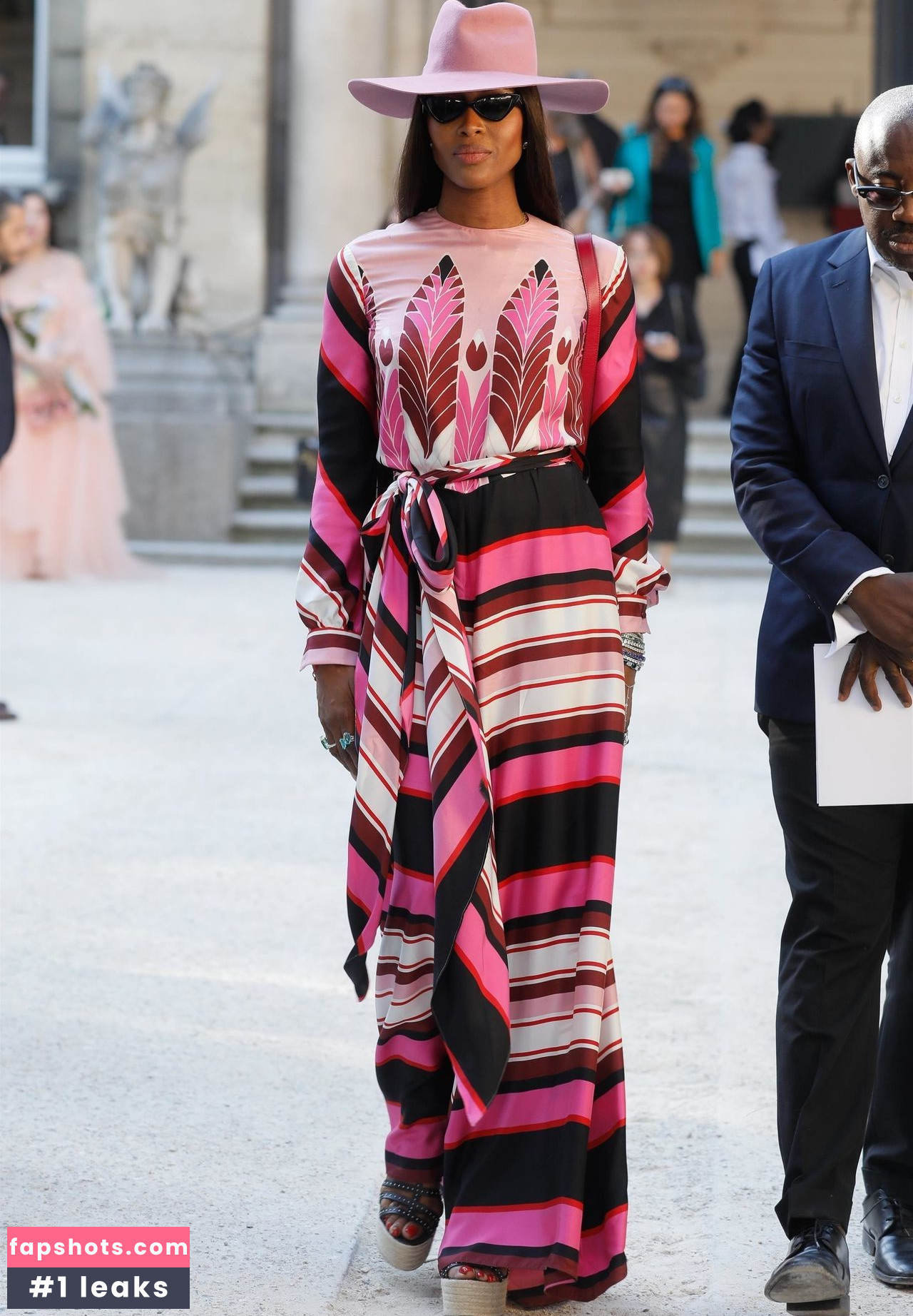 Naomi Campbell Nahé úniky fotek pouze od fanoušků #185 - Fapshots