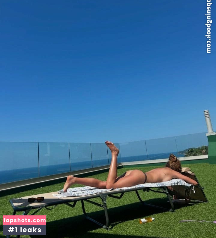 Naomi Lester gallery photo #3