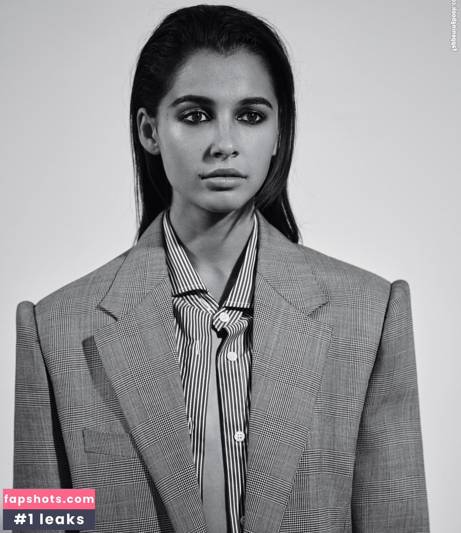 Naomi Scott Nude Leaks OnlyFans Photos #103 - LeakJerk