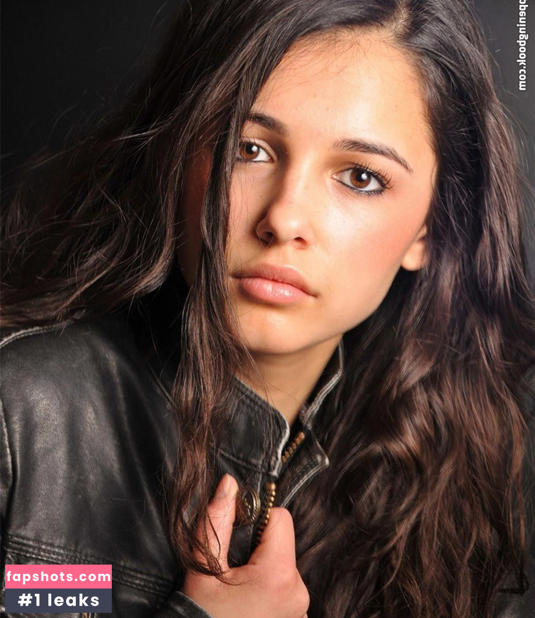 Naomi Scott Nude Leaks OnlyFans Photos #125 - LeakJerk