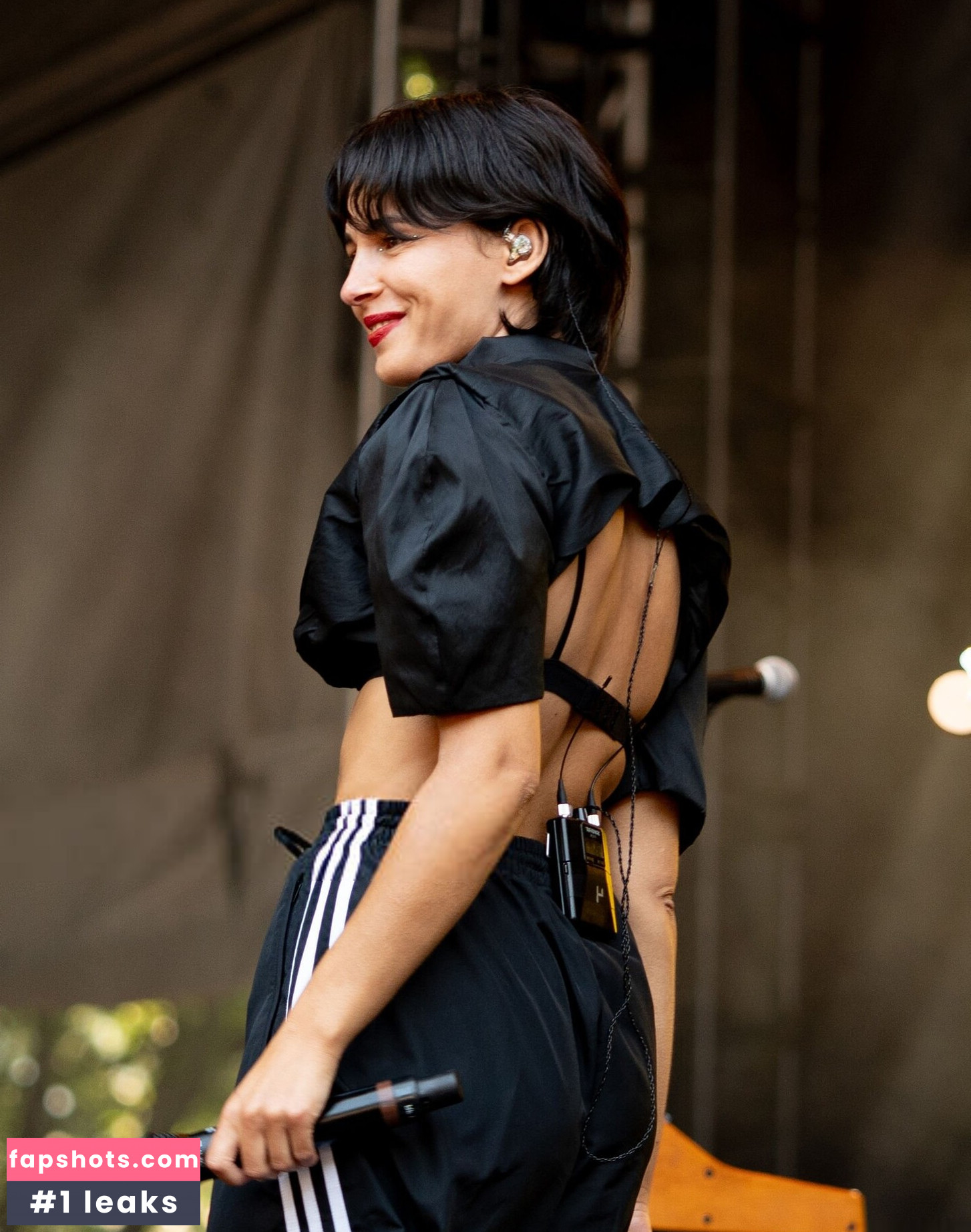 Naomi Scott Nude Leaks OnlyFans Photos #14 - LeakJerk