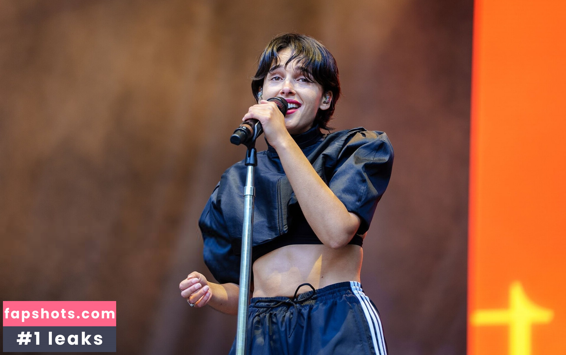 Naomi Scott Nude Leaks OnlyFans Photos #3 - LeakJerk