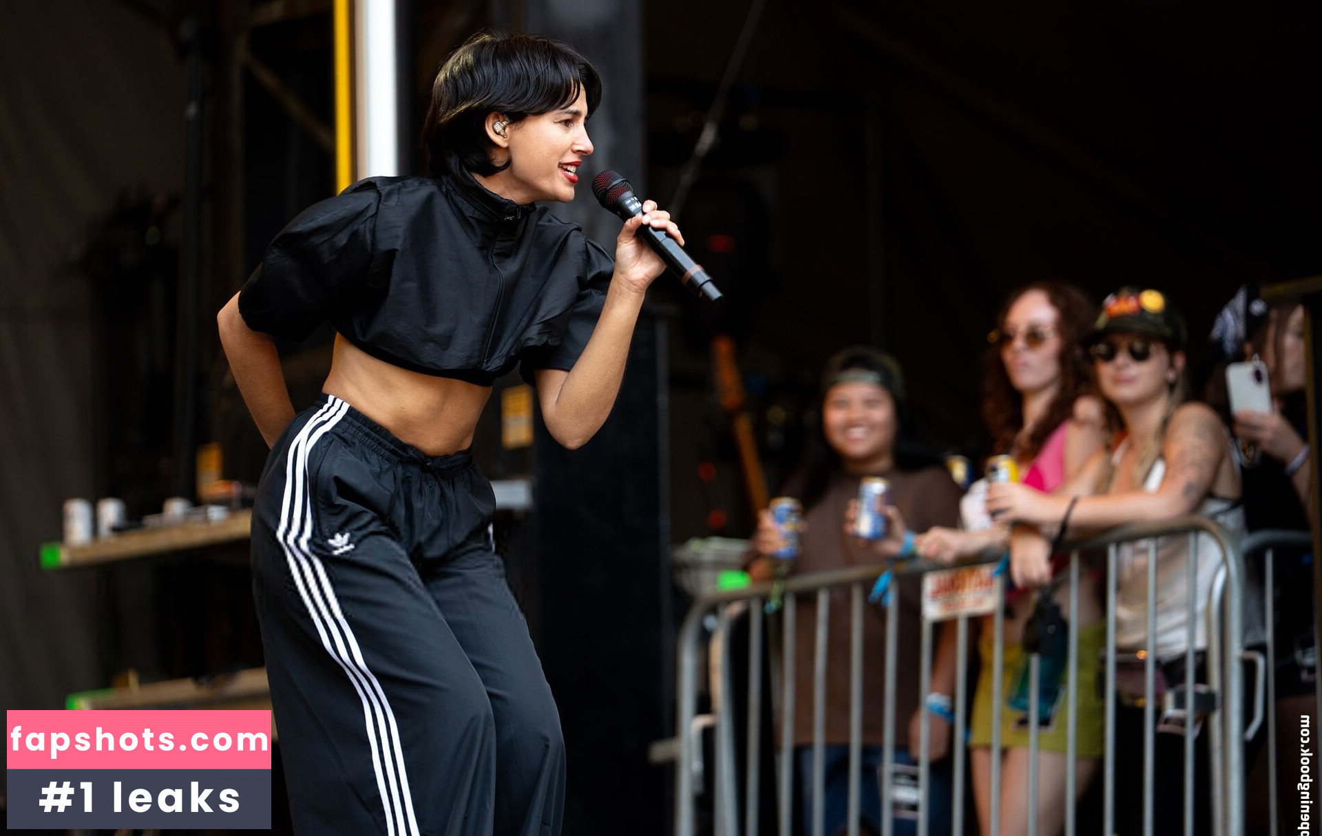 Naomi Scott Nude Leaks OnlyFans Photos #21 - LeakJerk