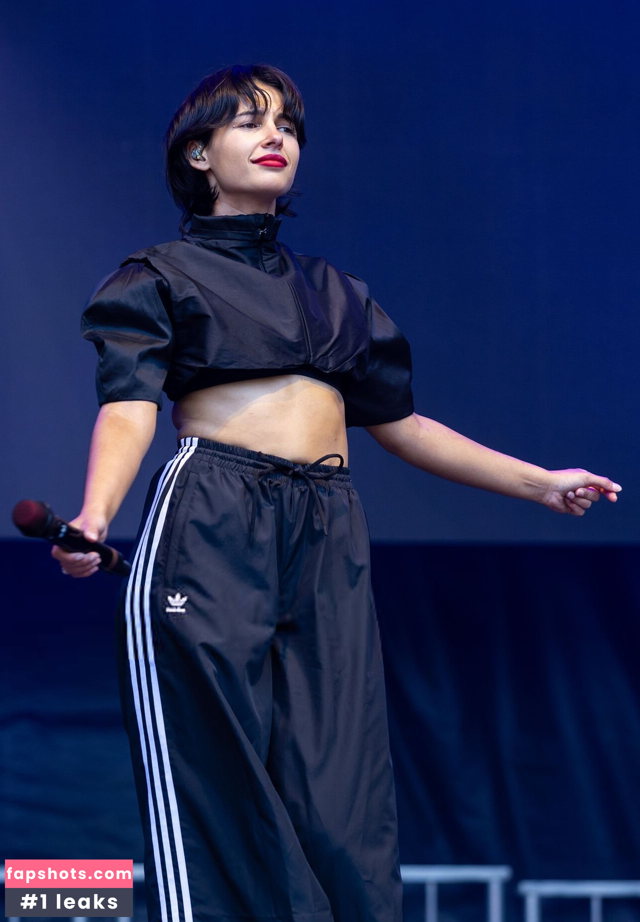 Naomi Scott Nude Leaks OnlyFans Photos #25 - LeakJerk