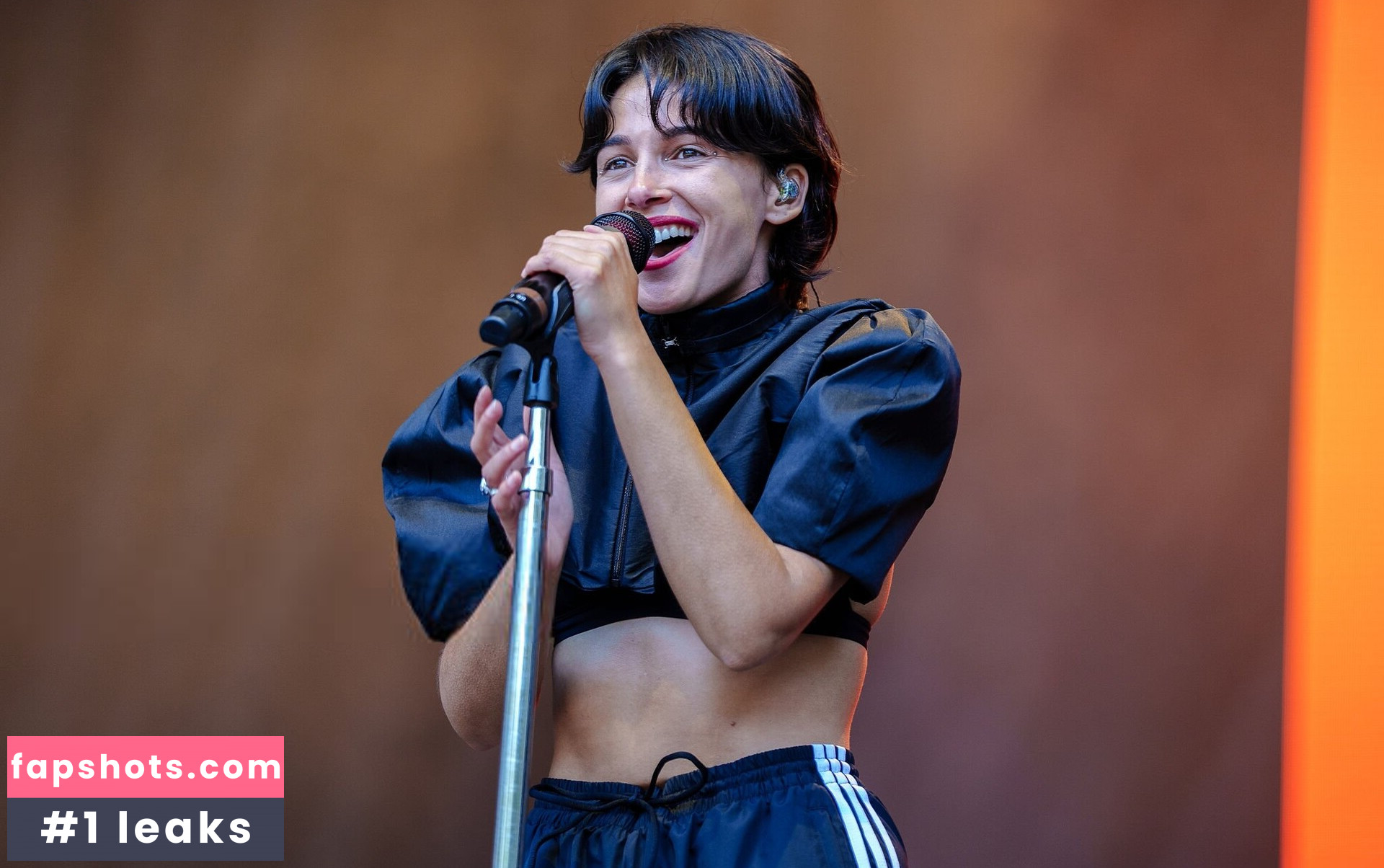 Naomi Scott Nude Leaks OnlyFans Photos #5 - LeakJerk