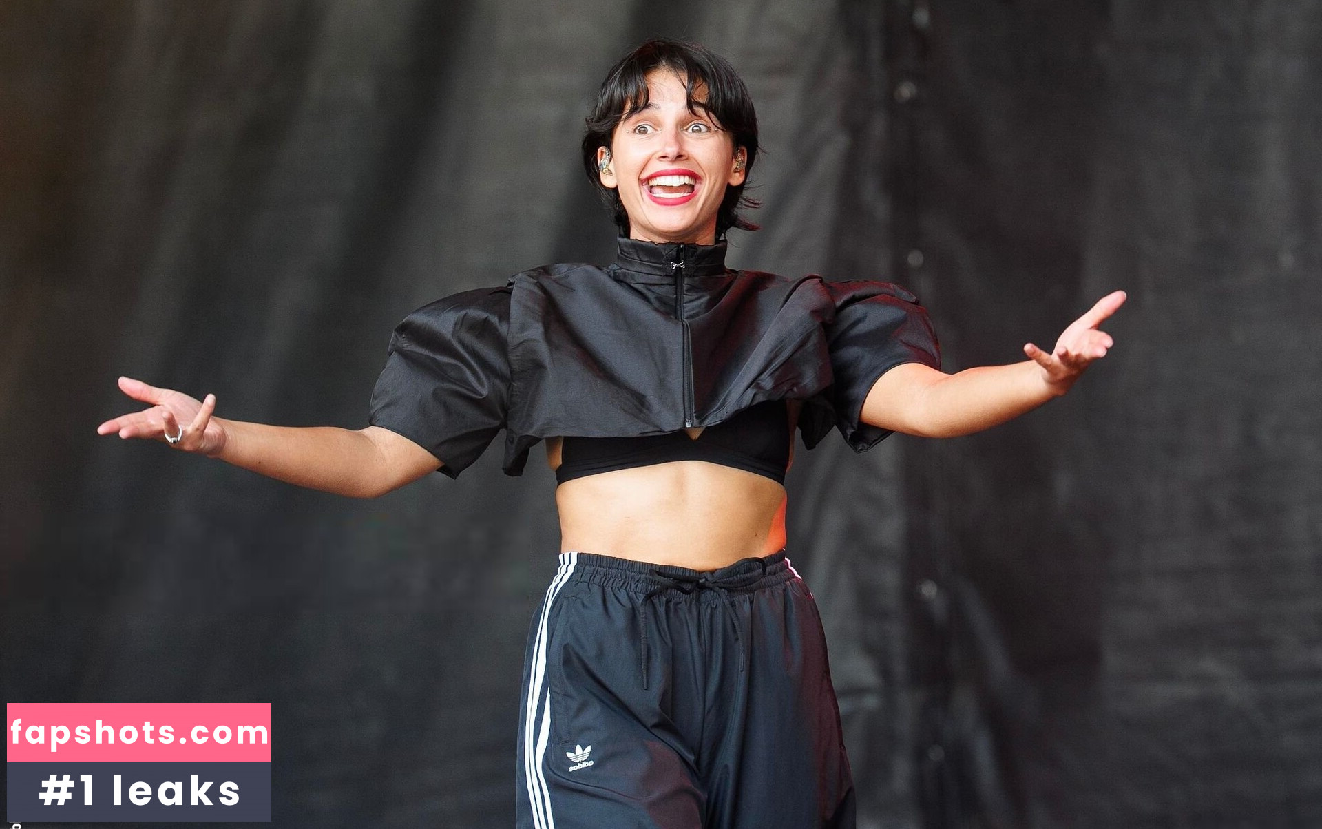 Naomi Scott Nude Leaks OnlyFans Photos #7 - LeakJerk