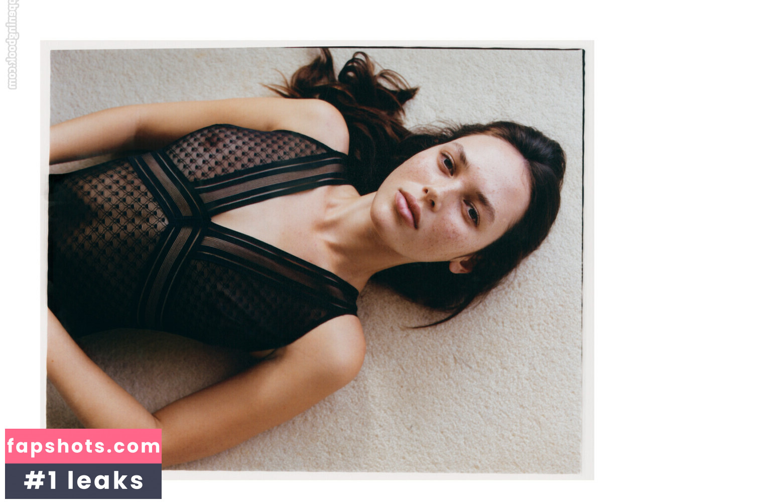 Naomi Stevens gallery photo #10