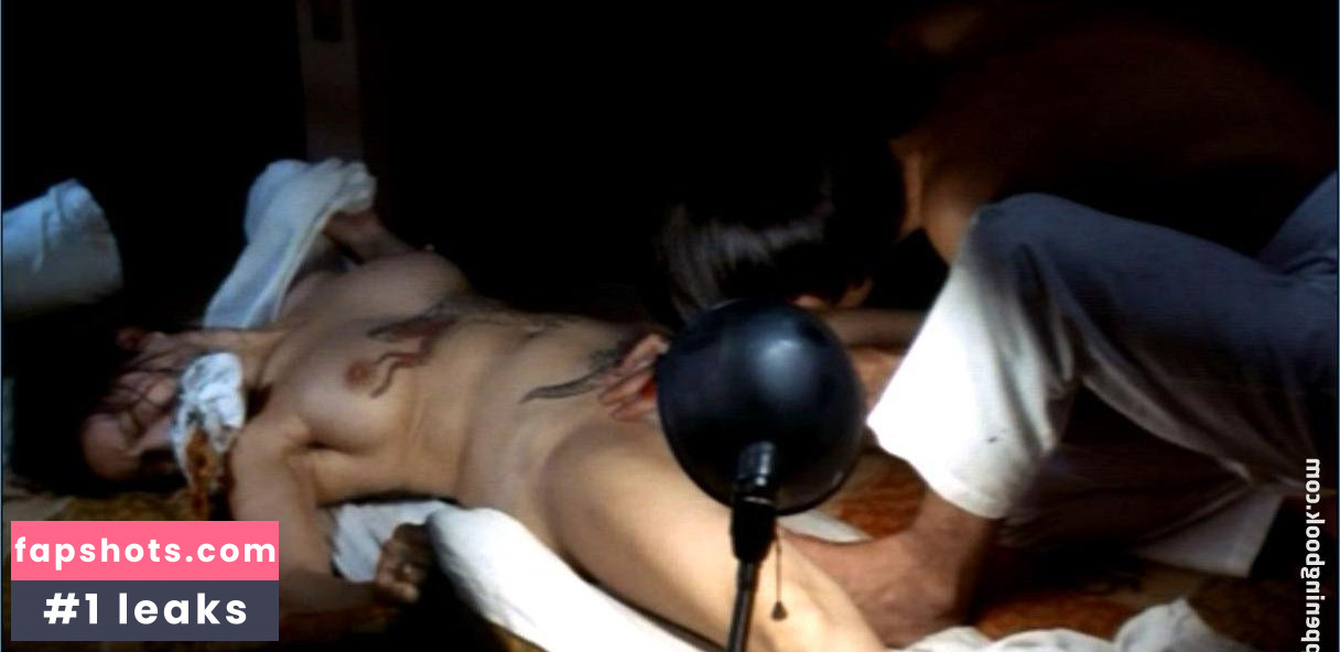 Naomi Tani gallery photo #12