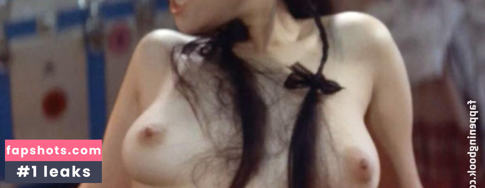 Naomi Tani gallery photo #17