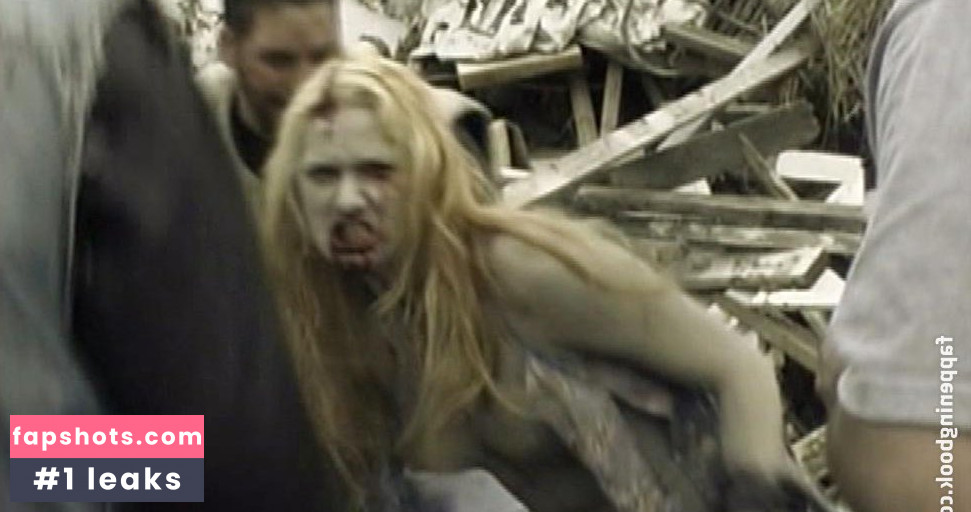 Naomi Vondell gallery photo #4